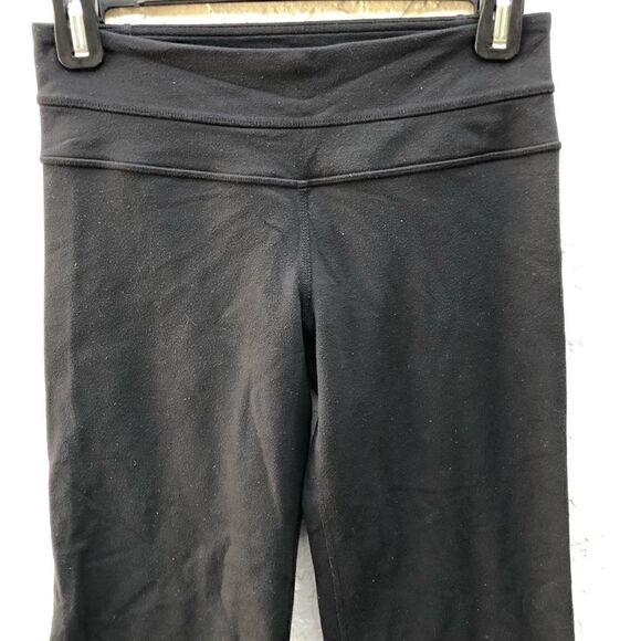 LULULEMON Black Crop Yoga Athletic Athleisure Legging Size 4 - Picture 6 of 8